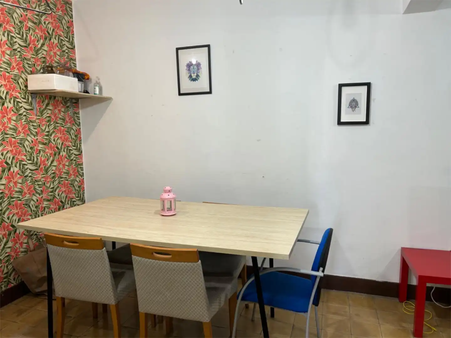 Habitación en Rúa Real, 4, Casco Vello Comedor de Piso para compartir en Vigo con Calefacción y Amueblado