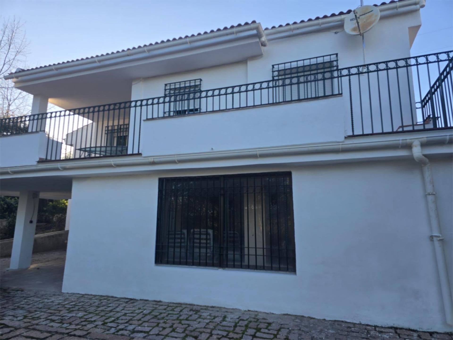 Vista exterior de Casa o xalet en venda en  Córdoba Capital amb Terrassa