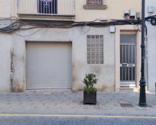 Vista exterior de Casa adosada en venda en Aldaia amb Terrassa i Balcó