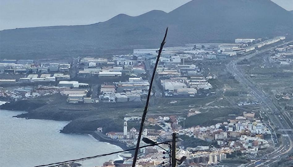 Finca rústica en venda a Calle Romano, 21, Barranco Hondo, Santa Cruz de Tenerife - imatge 1 Foto 1 de Finca rústica en venda a Calle Romano, 21, Barranco Hondo, Santa Cruz de Tenerife