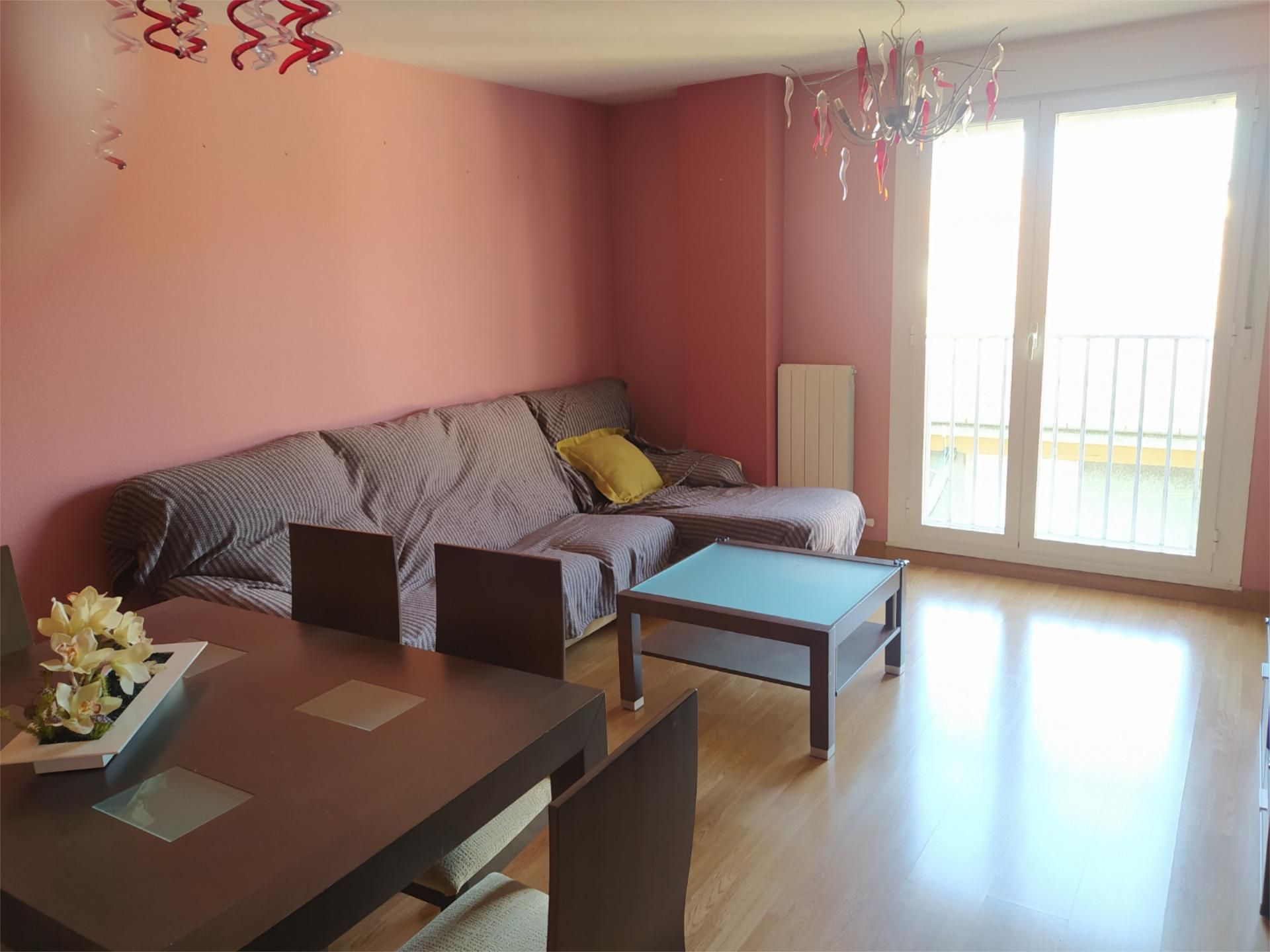 Living room of Flat for sale in Guijuelo  with Air Conditioner and Balcony