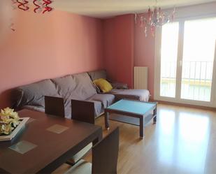 Living room of Flat for sale in Guijuelo  with Air Conditioner, Heating and Parquet flooring