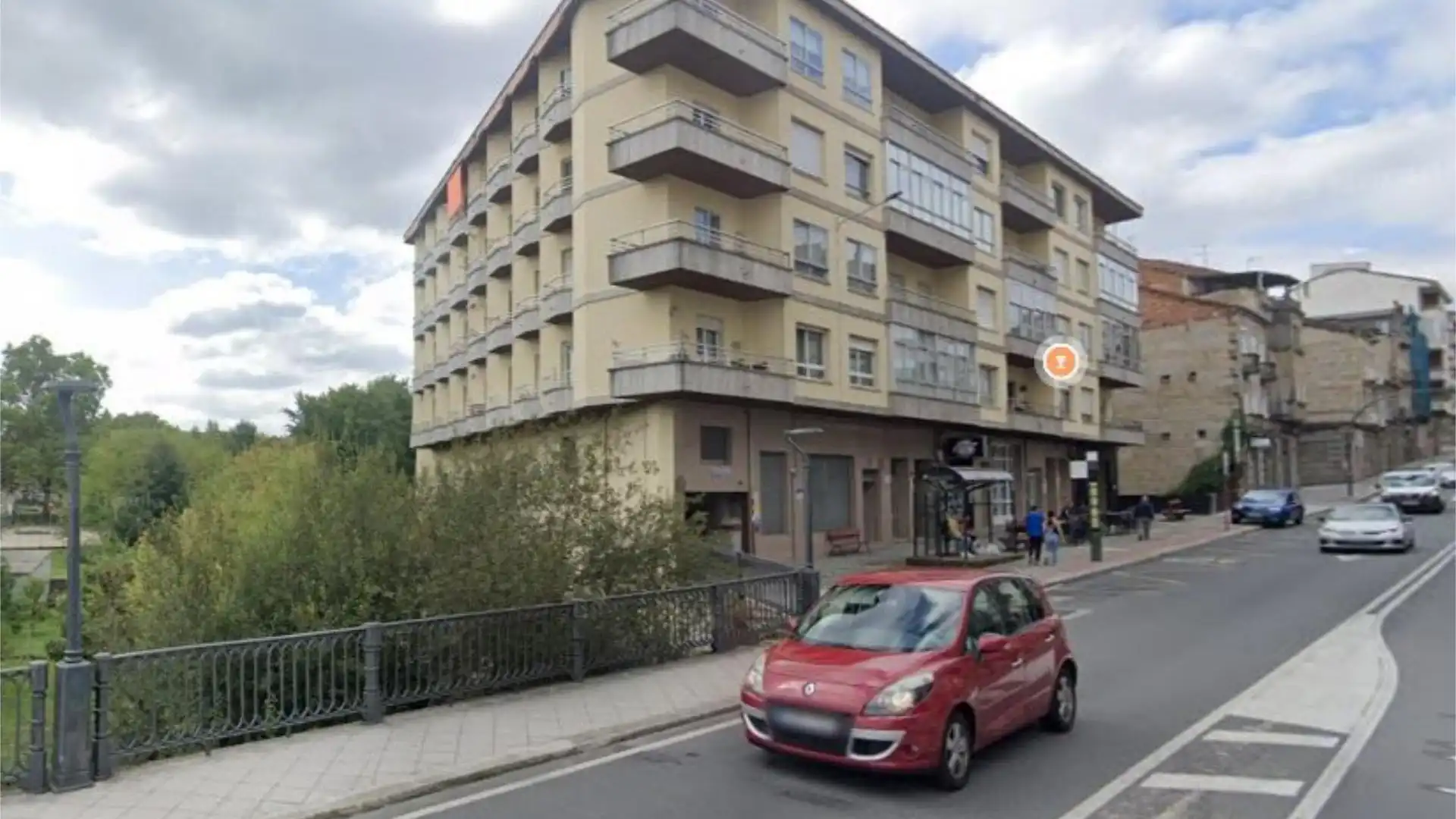 Vista exterior de Piso en venta en Ourense Capital  con Terraza y Balcón