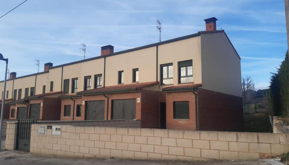 Casa adosada en venda a Diseminado Diseminados, 110, Olmedillo de Roa, Burgos - imatge 1 Foto 1 de Casa adosada en venda a Diseminado Diseminados, 110, Olmedillo de Roa, Burgos