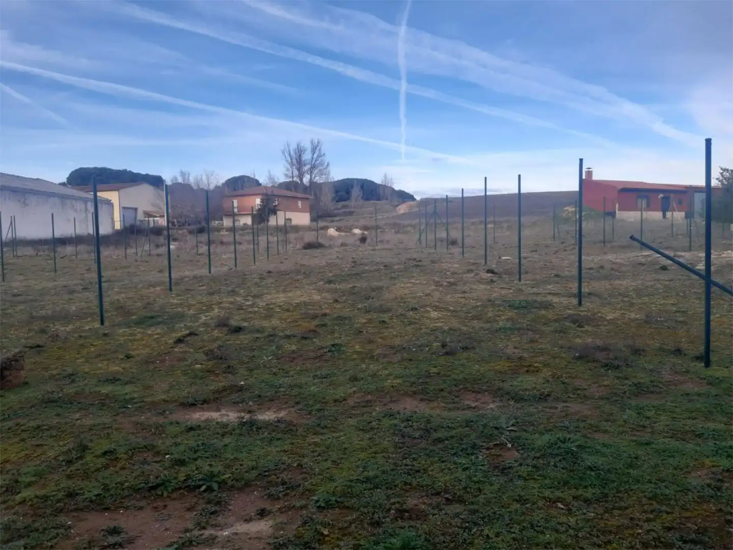 Casa adosada en venda a Diseminado Diseminados, 110, Olmedillo de Roa Casa adosada en venda en Olmedillo de Roa amb Calefacció i Jardí privat