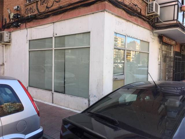 Local comercial en Alquiler en Vía Complutense, 85 en Caballería Española