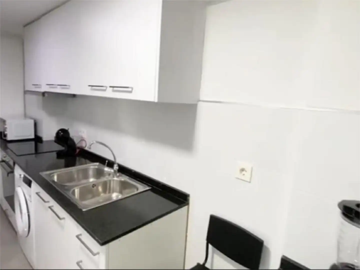 Room in Carrer de Nàpols, 32, El Parc i la Llacuna del Poblenou Room in Carrer de Nàpols, 32, El Parc i la Llacuna del Poblenou