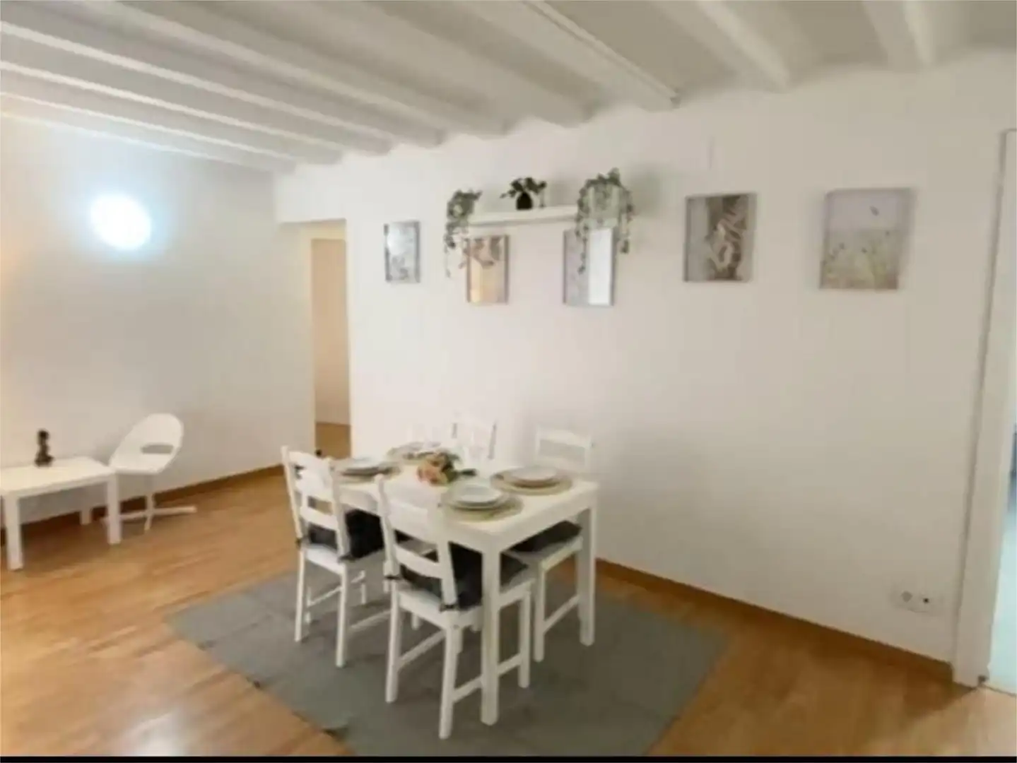 Room in Carrer de Nàpols, 32, El Parc i la Llacuna del Poblenou Room in Carrer de Nàpols, 32, El Parc i la Llacuna del Poblenou