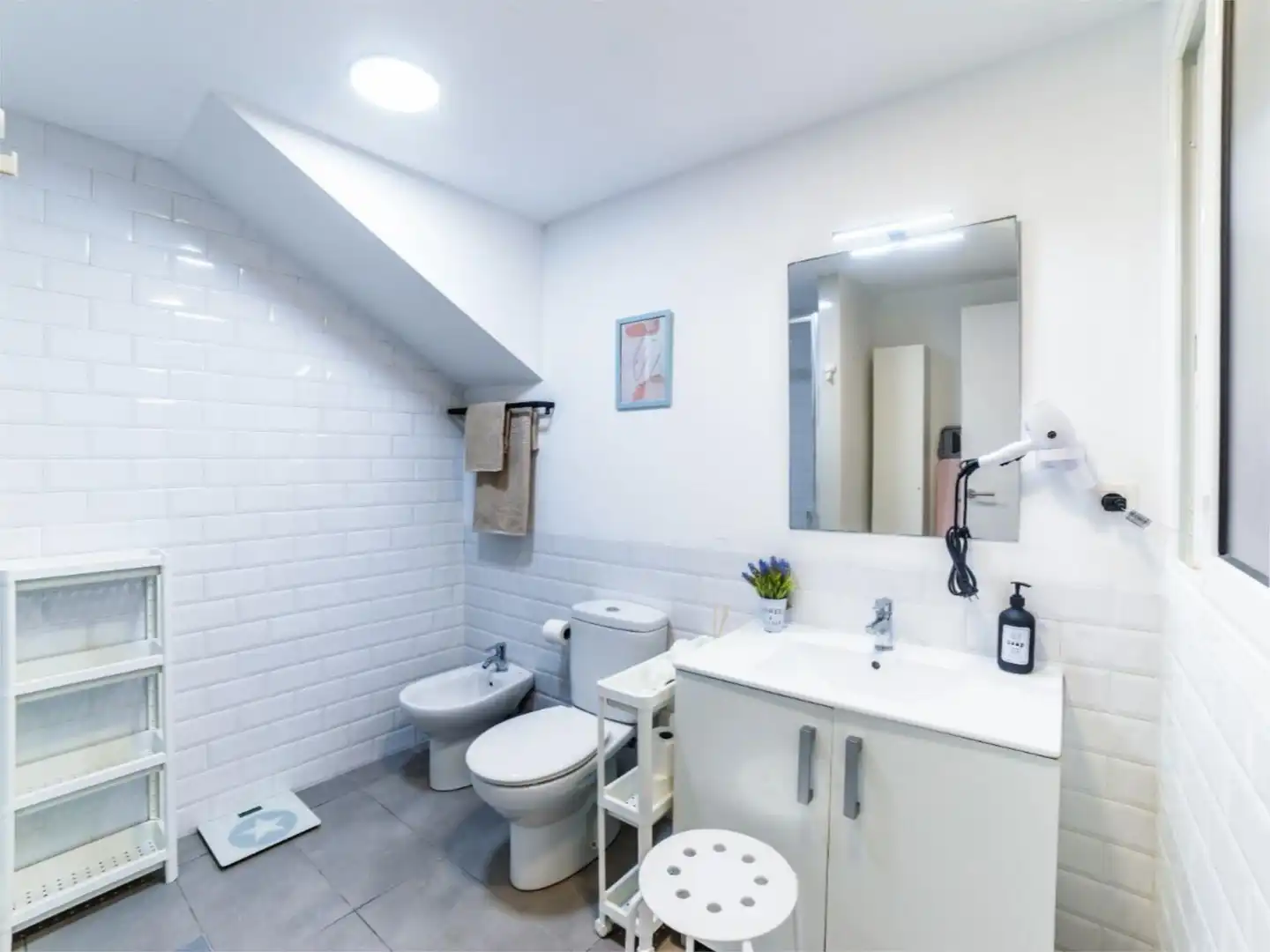 Room in Carrer de Nàpols, 32, El Parc i la Llacuna del Poblenou Room in Carrer de Nàpols, 32, El Parc i la Llacuna del Poblenou