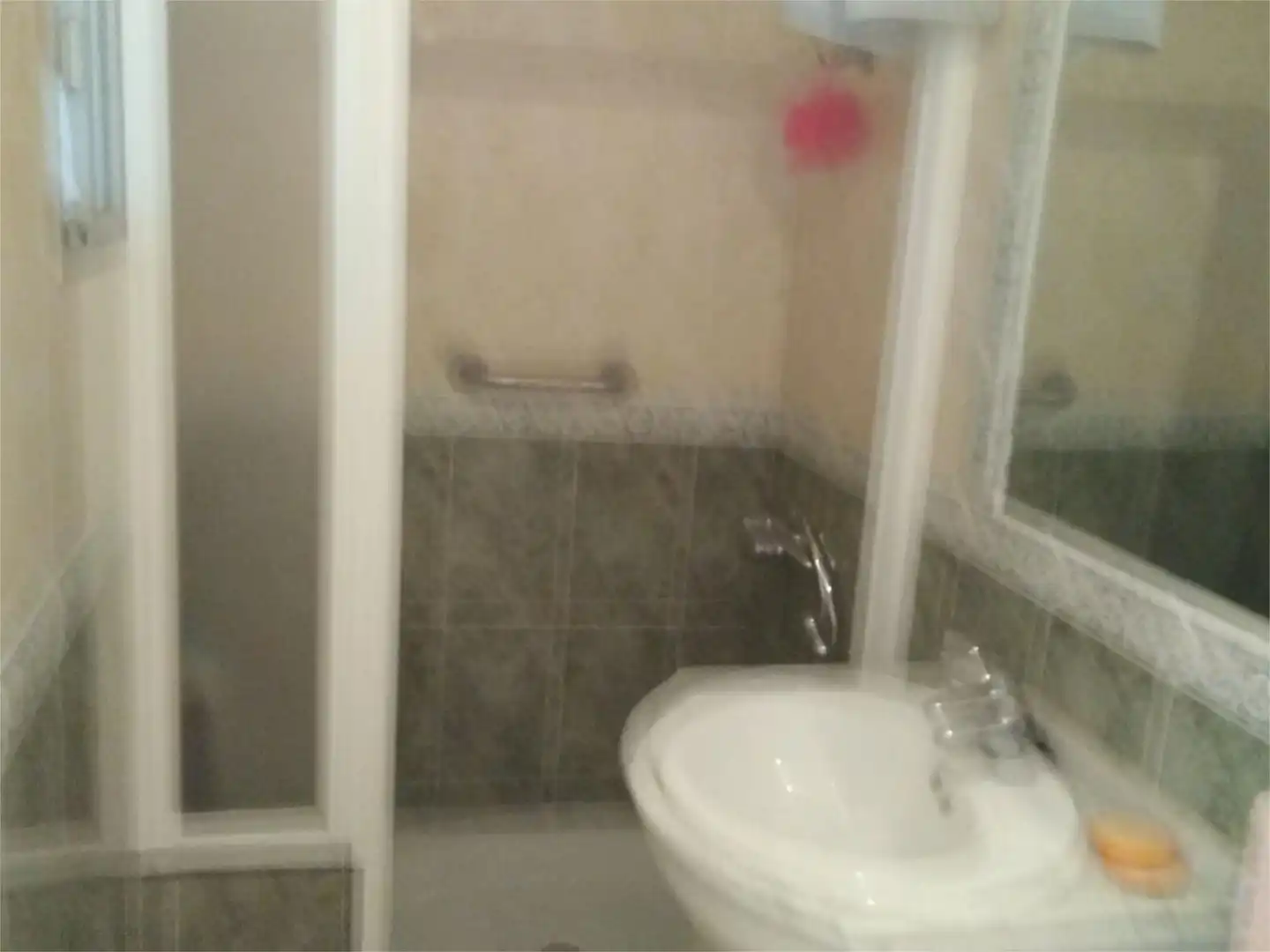 Casa adosada en venta en Calle Ensanche Poniente, 27, Beas de Segura Baño de Casa adosada en venta en Beas de Segura con Aire acondicionado, Terraza y Trastero