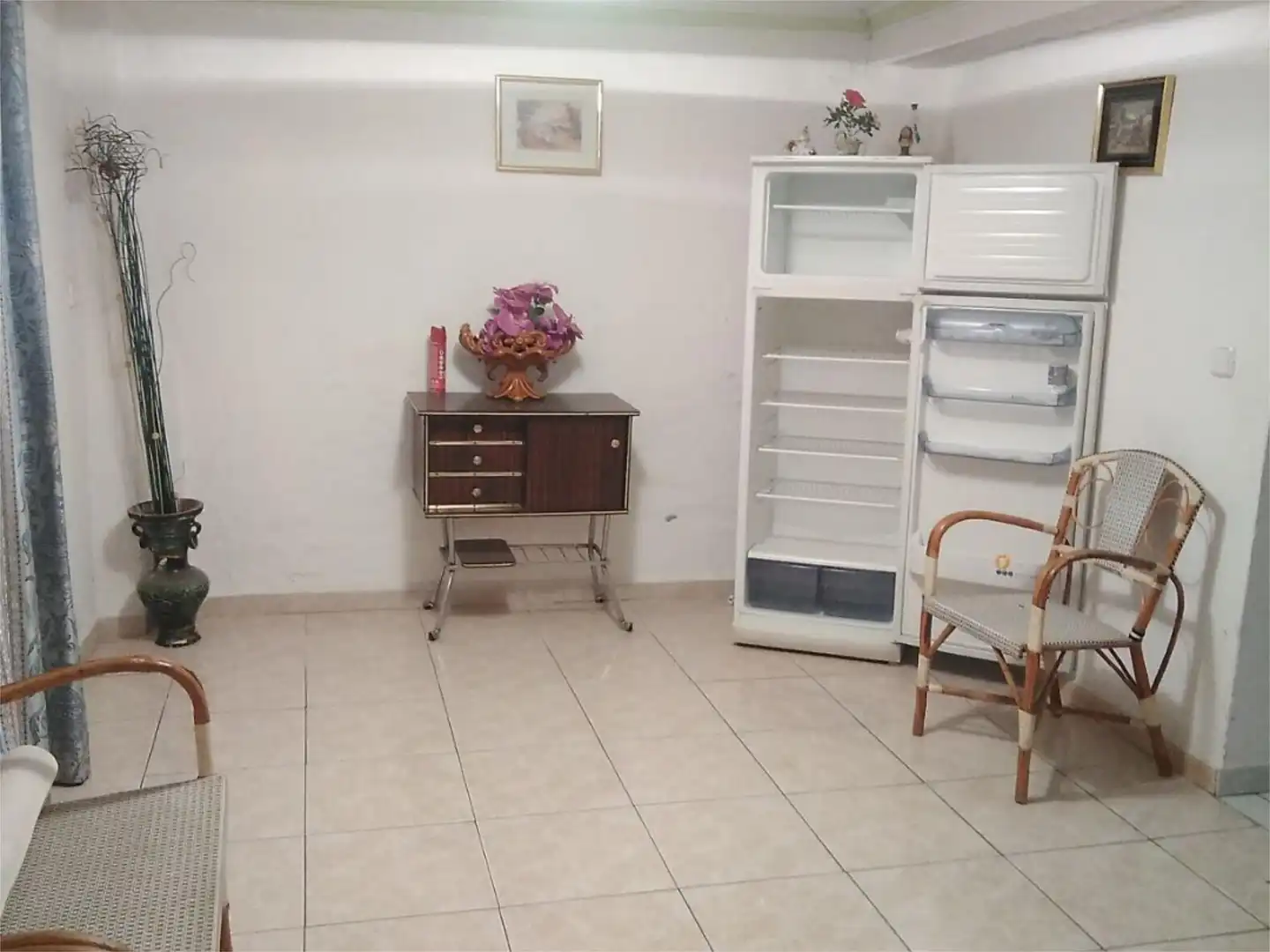 Casa adosada en venta en Calle Ensanche Poniente, 27, Beas de Segura Cocina de Casa adosada en venta en Beas de Segura con Aire acondicionado, Terraza y Trastero