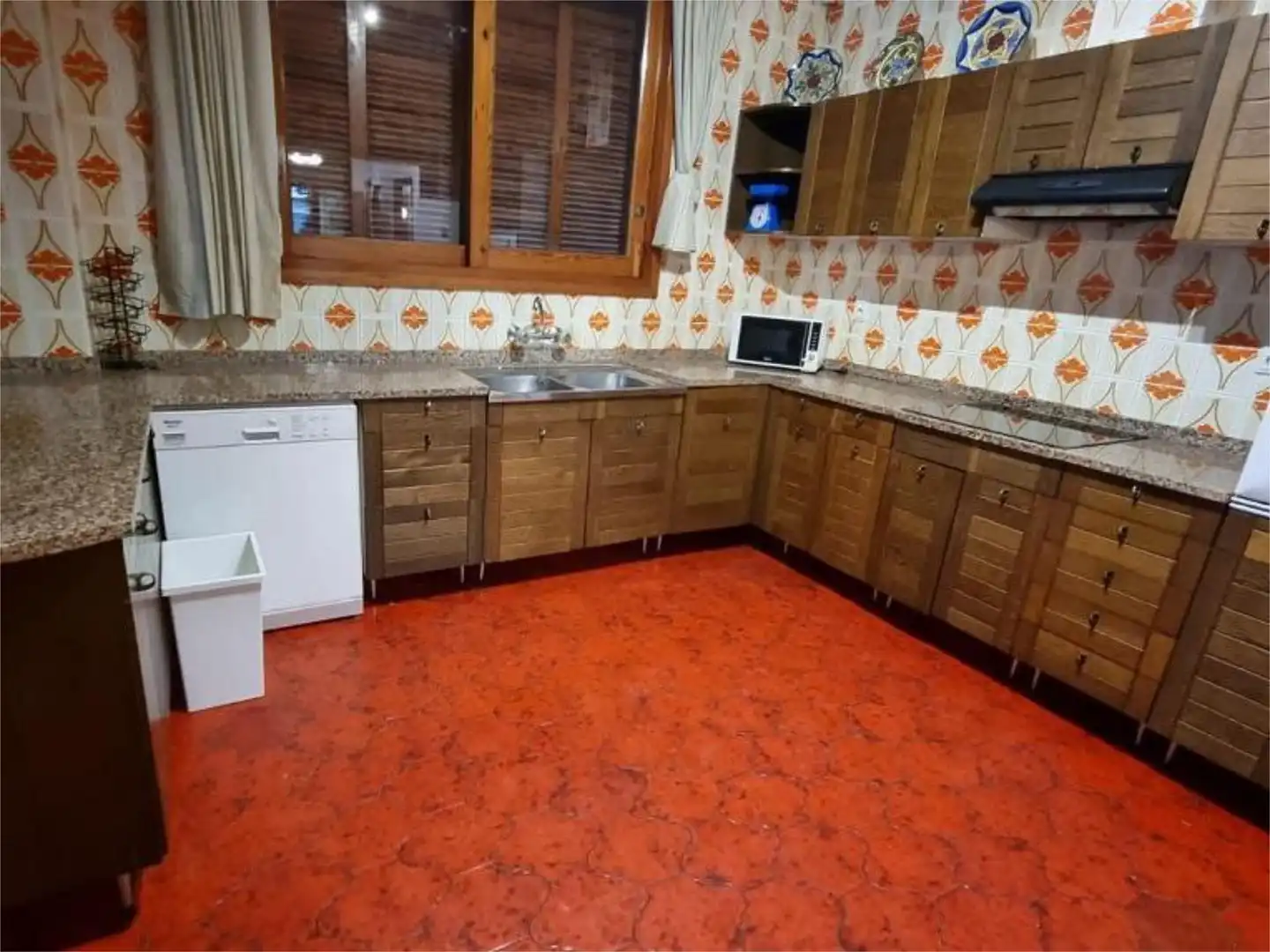 Houses for rent in Carrer de la Devesa, 19, Playa de Gandia Kitchen of Houses for rent in Gandia with Air Conditioner, Terrace and Swimming Pool