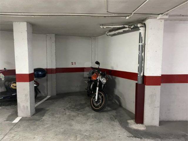 Garaje en Alquiler en Calle de Moreno Nieto, 10 en Imperial