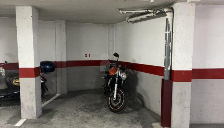 Photo 1 of Garage to rent in Calle de Moreno Nieto, 10, Imperial, Madrid