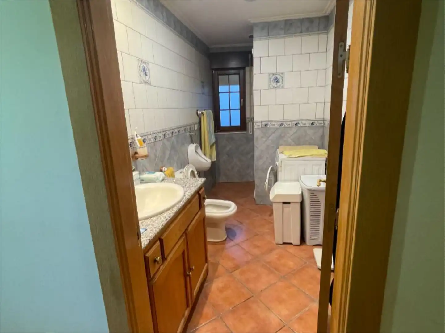 Badezimmer von Wohnung zum Verkauf in Herrera de Pisuerga mit Balkon