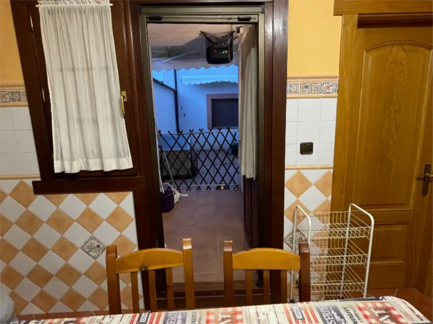 Wohnung zum Verkauf in Herrera de Pisuerga mit Balkon