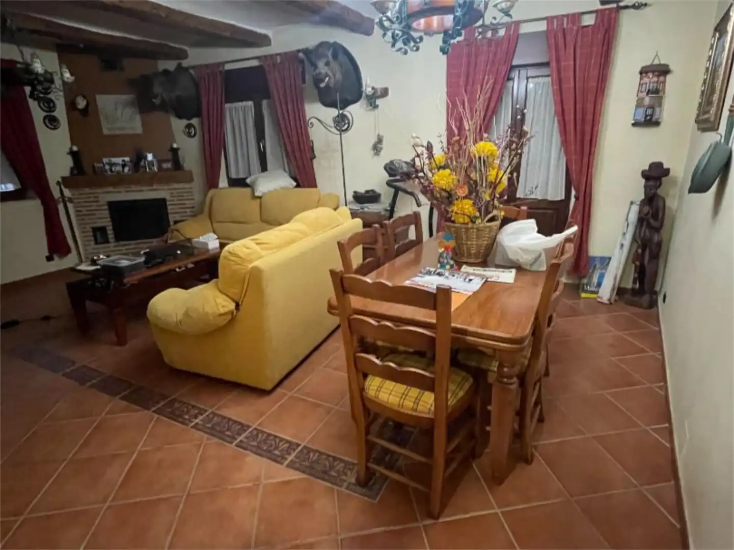 Wohnzimmer von Wohnung zum Verkauf in Herrera de Pisuerga mit Balkon