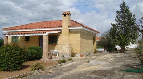 Foto 2 de Casa o chalet en venta en Urbanización Torrelaguna, 22a, Carmona, Sevilla