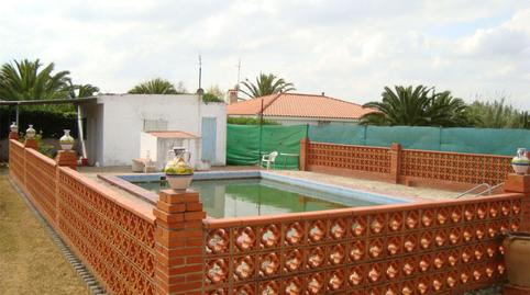 Foto 3 de Casa o chalet en venta en Urbanización Torrelaguna, 22a, Carmona, Sevilla