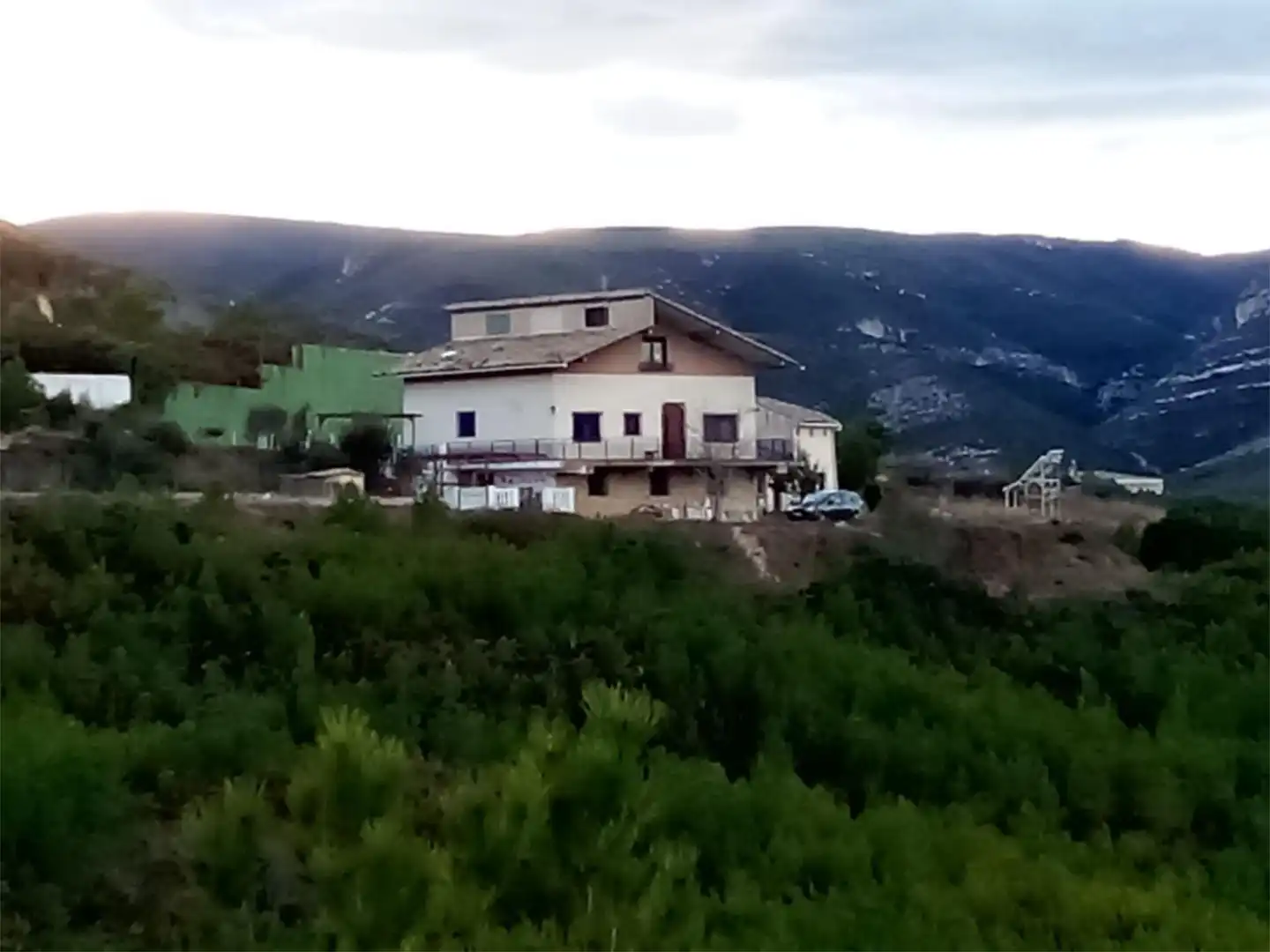 Casa o xalet en venda a Yátova Vista exterior de Casa o xalet en venda en Yátova amb Terrassa i Balcó