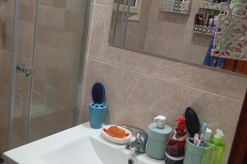 Foto 1 de Pis per a compartir a Carrer de Mossèn Jacint Verdaguer, 123, Fondo, Barcelona