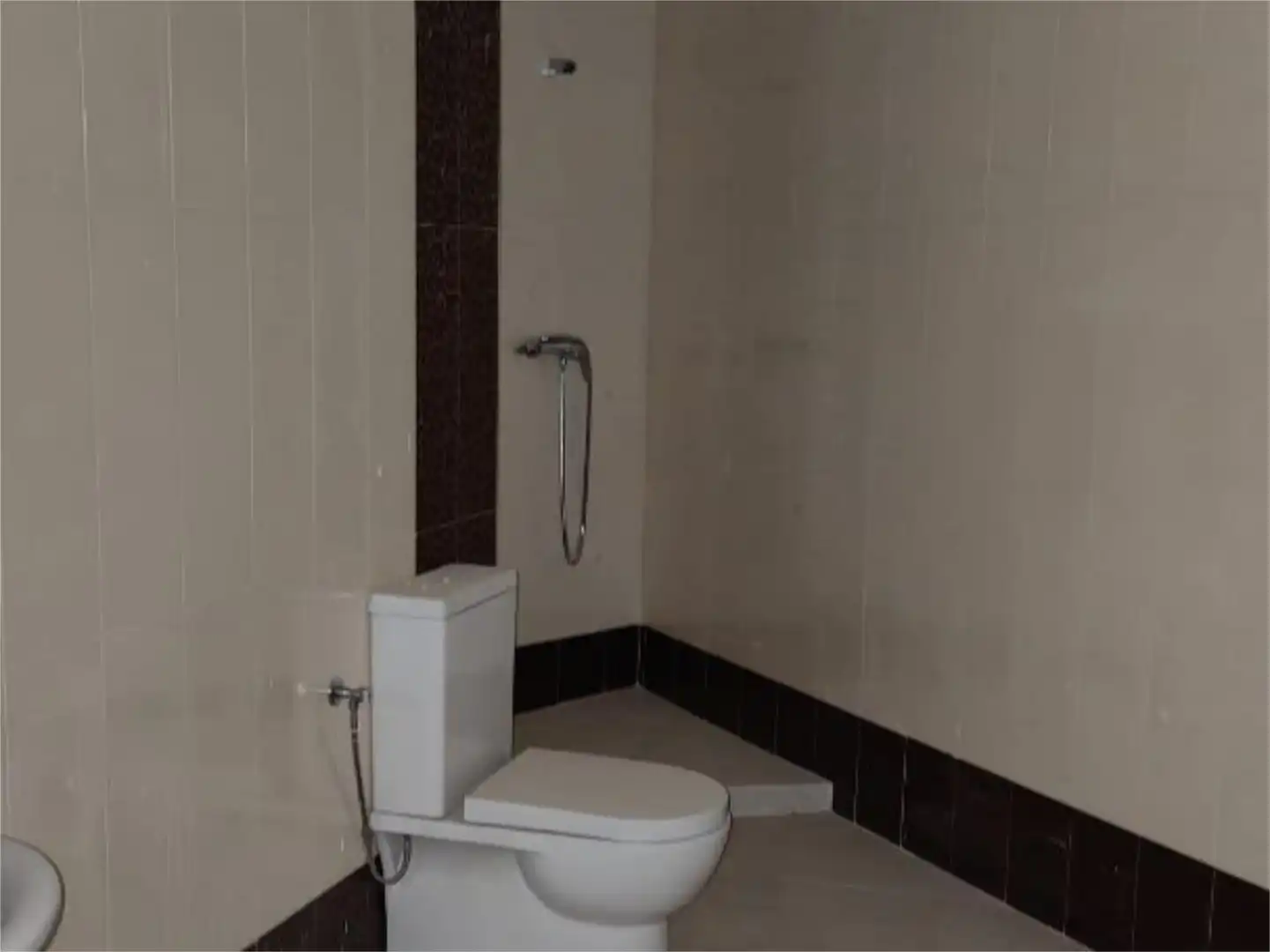 Local de alquiler en Calle Ganivet, 119, Iznalloz Baño de Local de alquiler en Iznalloz