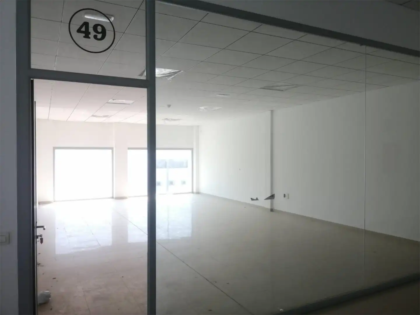 Local de alquiler en Bollullos de la Mitación con Aire acondicionado y Calefacción