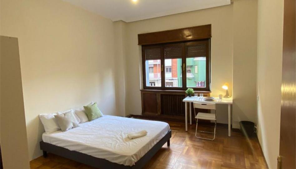 Flat to share in Calle Carlos López Otín, 11, Llamaquique, Asturias - image 1 Photo 1 of Flat to share in Calle Carlos López Otín, 11, Llamaquique, Asturias