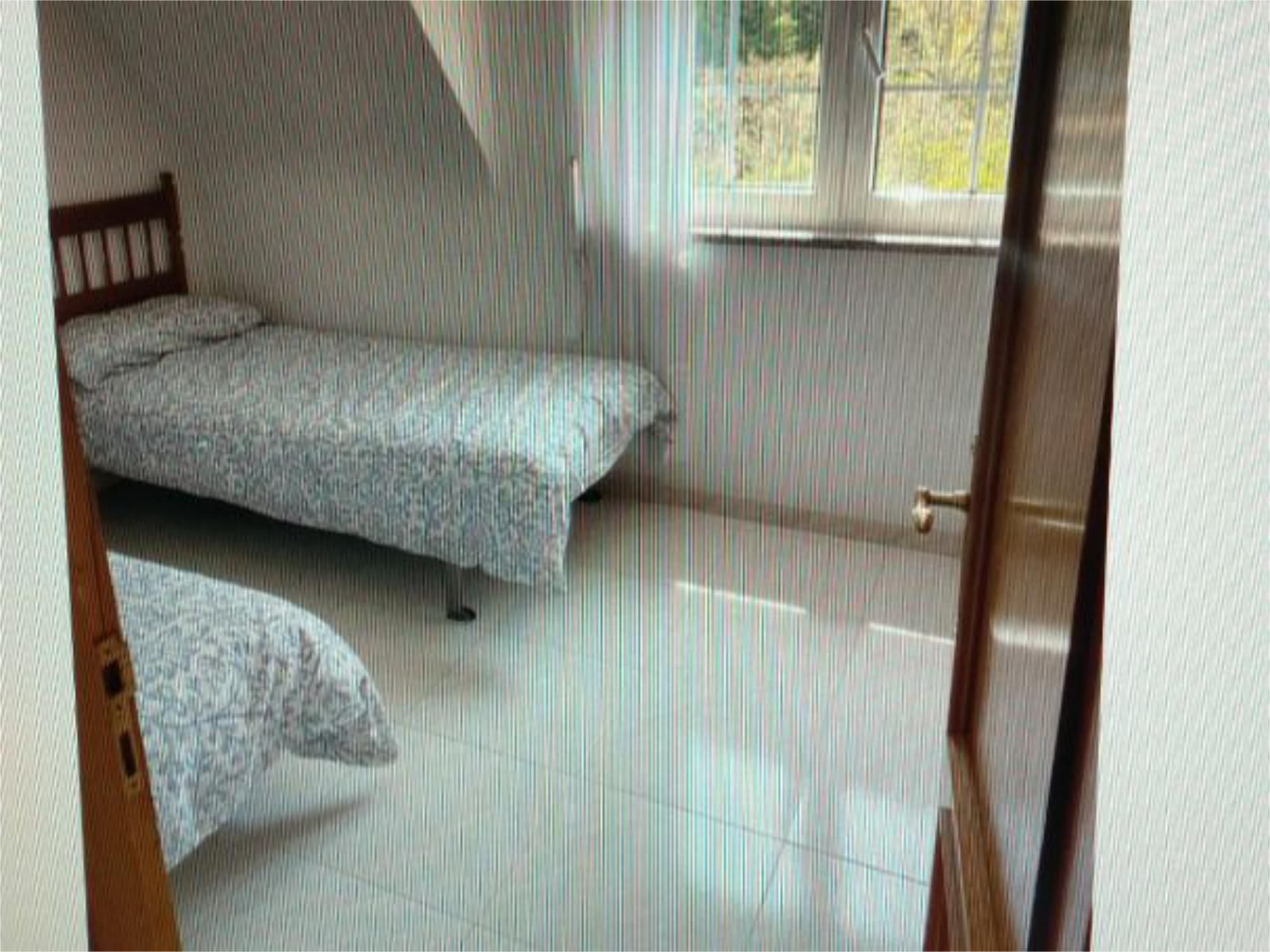 Schlafzimmer von Wohnungen miete in Galende mit Heizung, Möbliert und Balkon