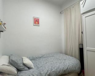 Dormitori de Pis per a compartir en  Barcelona Capital amb Balcó