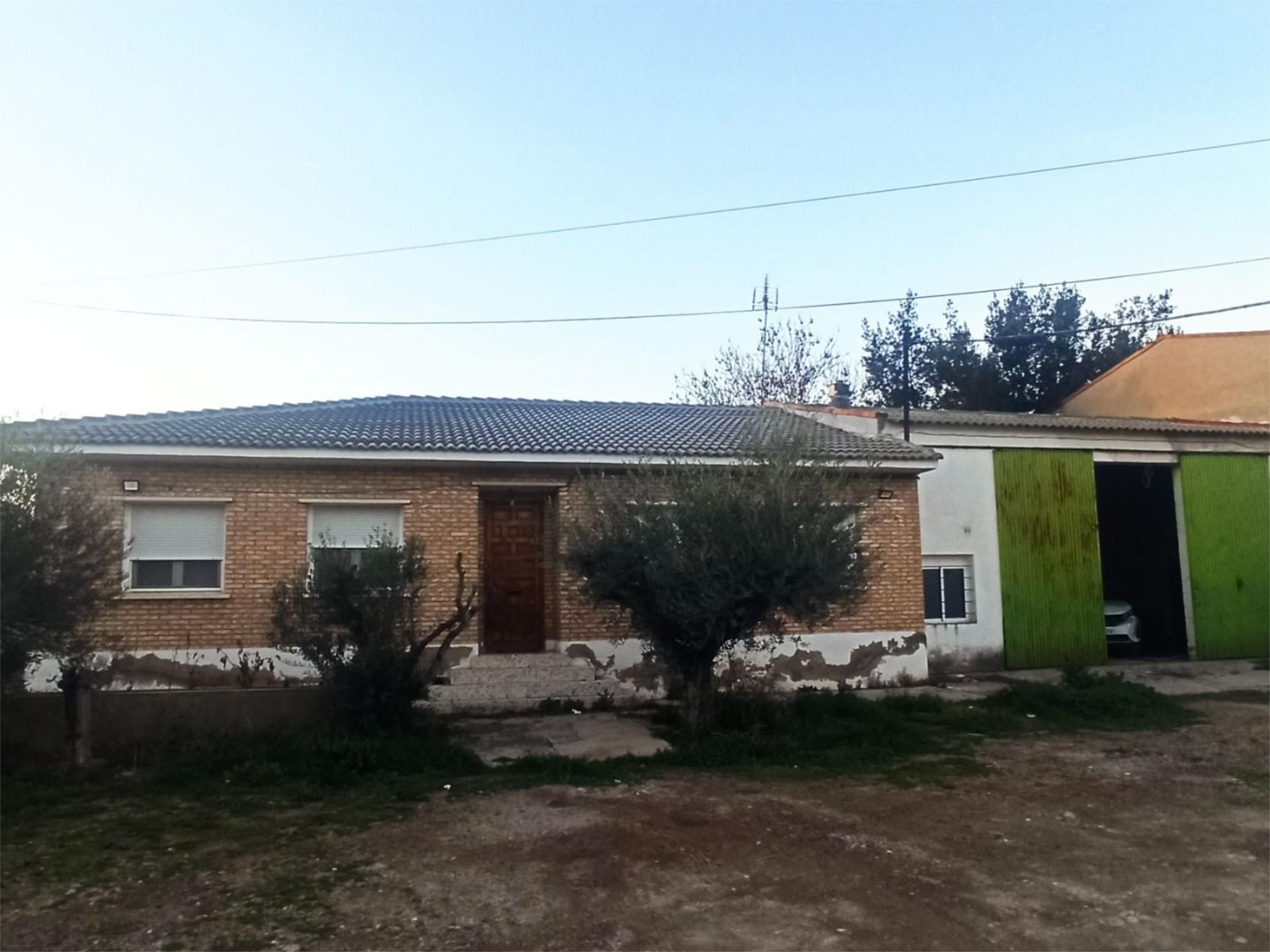 Exterior view of Planta baja for sale in Utebo  with Air Conditioner, Heating and Private garden