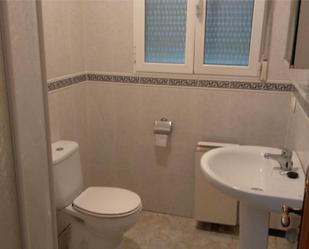 Bathroom of Single-family semi-detached to rent in El Provencio    with Heating, Terrace and Balcony