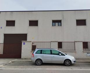 Vista exterior de Oficina de lloguer en Peñafiel