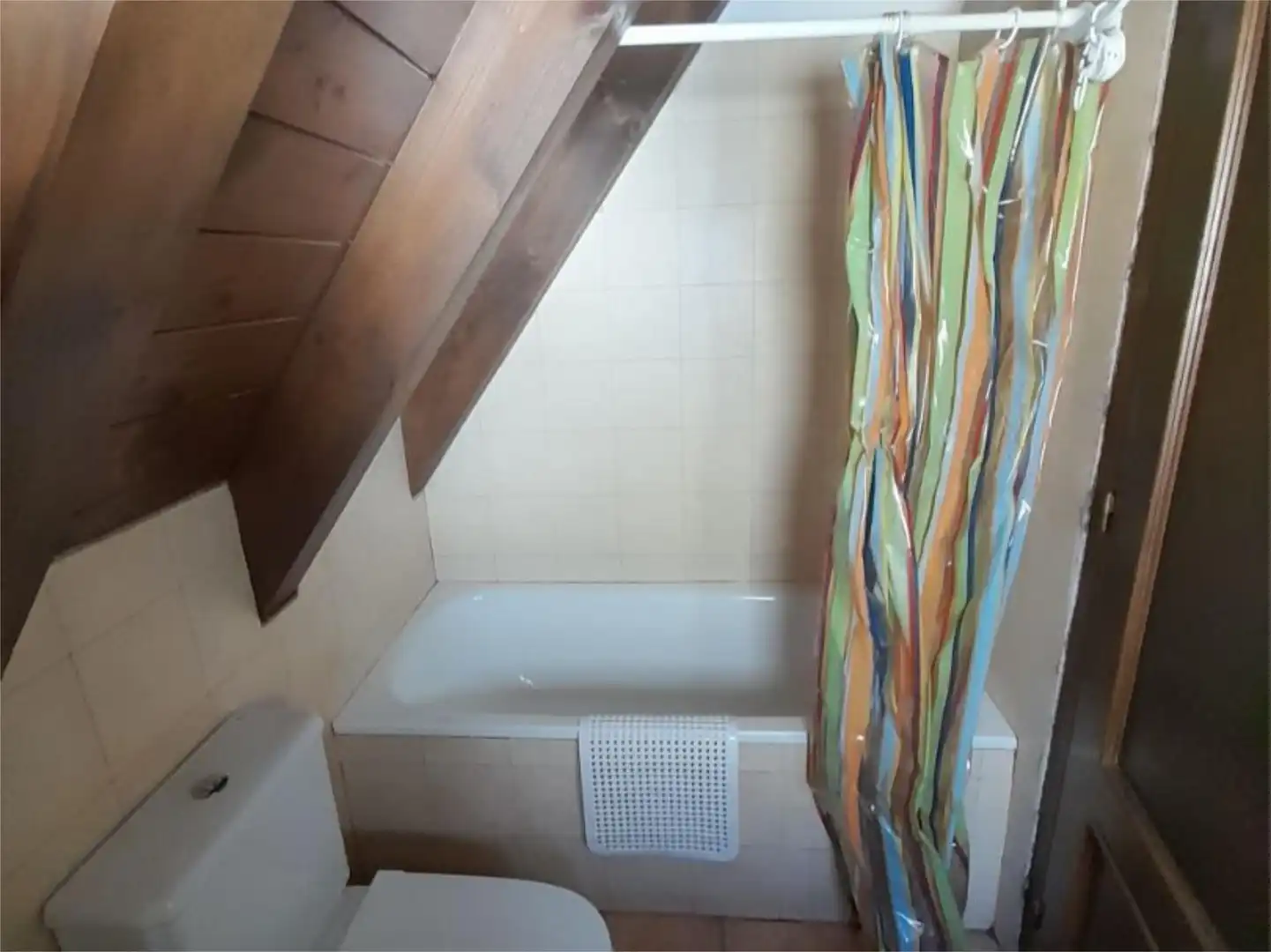 Detached homes for sale in Travessera Sant Antoni, 6, Vilamòs Bathroom of Detached homes for sale in Vilamòs with Heating, Parquet flooring and Terrace