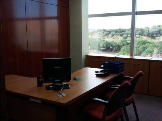 Oficina en Alquiler en Avinguda de Francesc Macià, 83 en Concòrdia