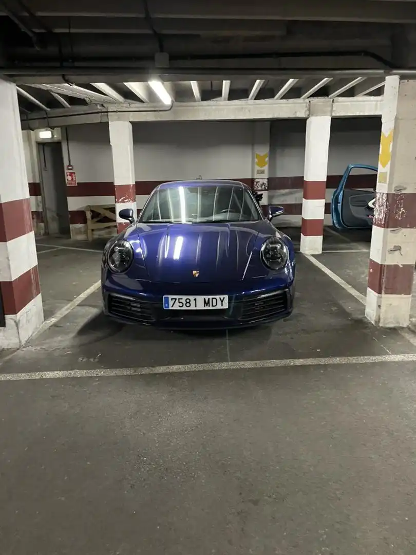 Parkplatz von Garage zum Verkauf in Siero