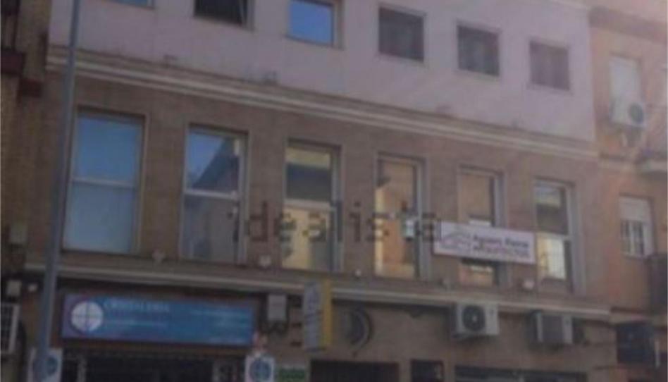Foto 1 de Oficina de lloguer a Calle San José, 87, San José de la Rinconada, Sevilla