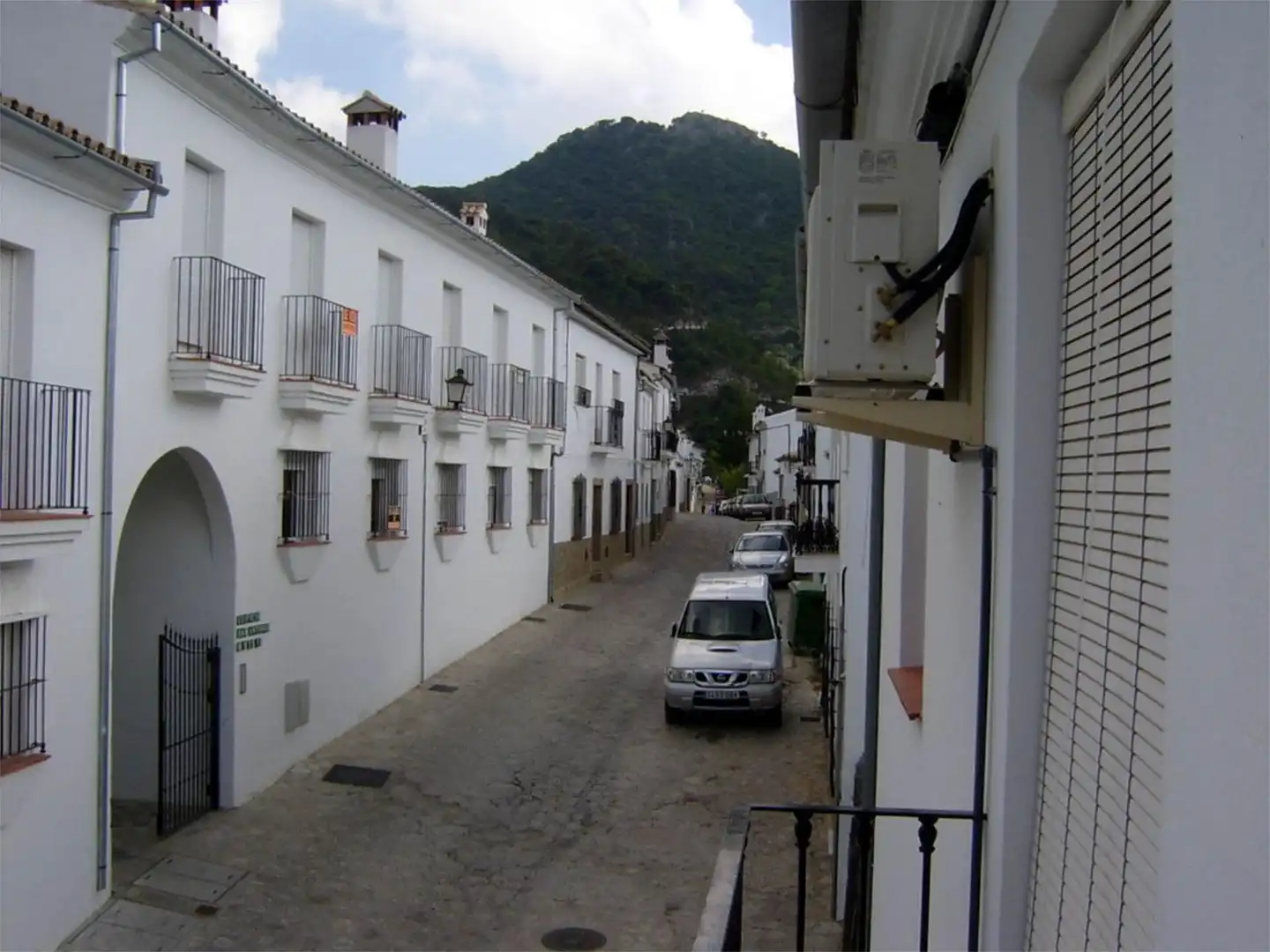 Apartamento en venta en Calle San Antonio, 6, Grazalema Vista exterior de Apartamento en venta en Grazalema con Aire acondicionado y Balcón