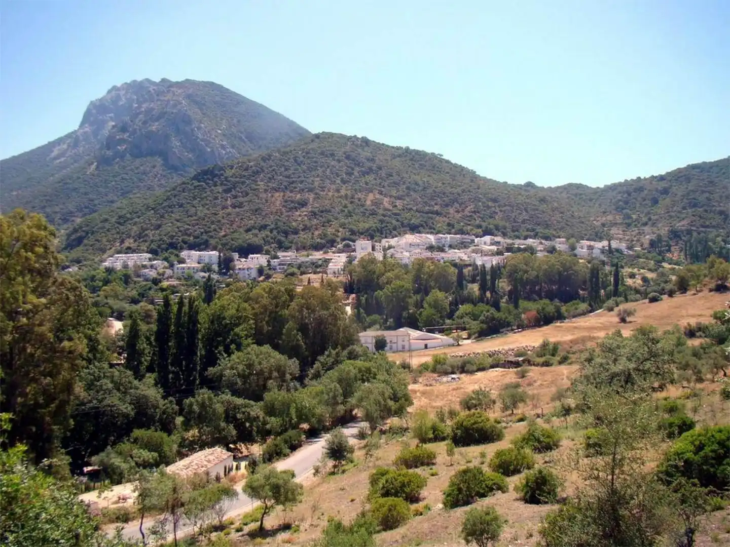 Apartamento en venta en Calle San Antonio, 6, Grazalema Vista exterior de Apartamento en venta en Grazalema con Aire acondicionado y Balcón