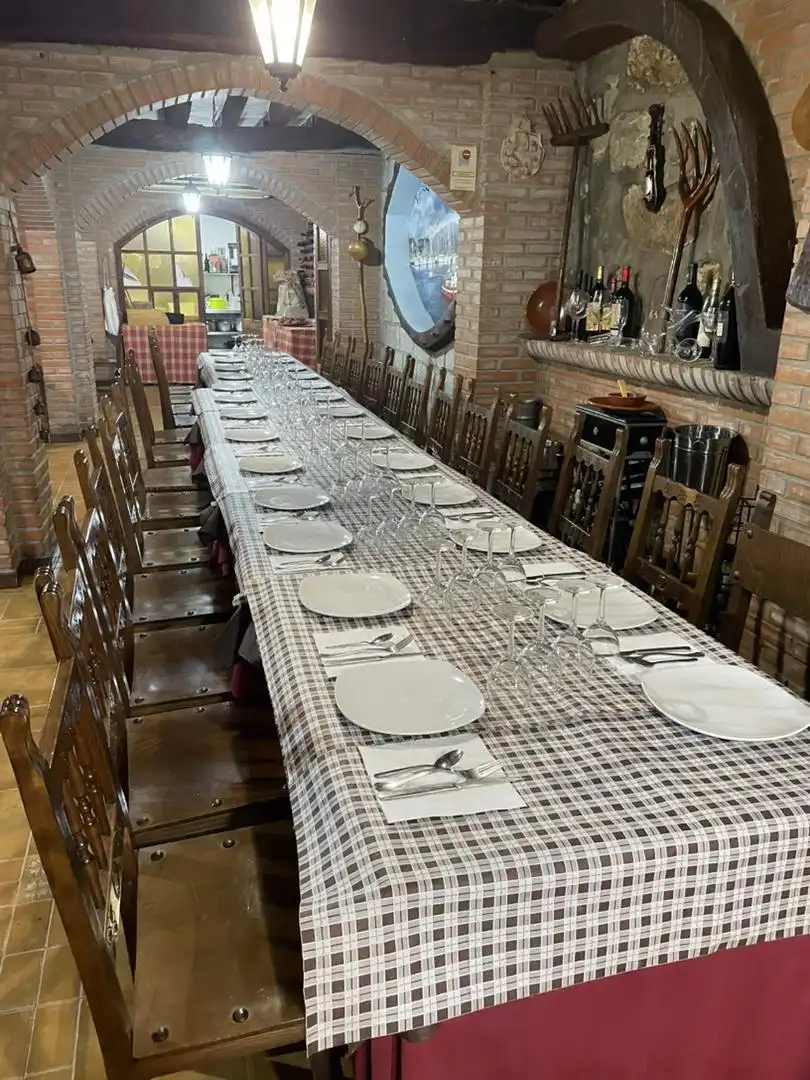 Casa adosada en venda a Calle Mirador, 4, Herradón de Pinares Casa adosada en venda en Herradón de Pinares amb Aire condicionat