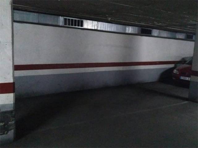 Garaje en Venta en Carrer Riera Basté, 22 en Marianao