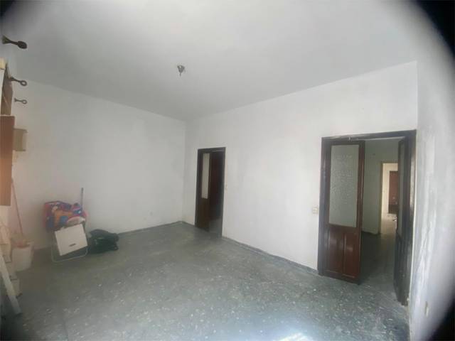 Planta baja en Venta en Calle Libertad, 19 en Casco Antiguo