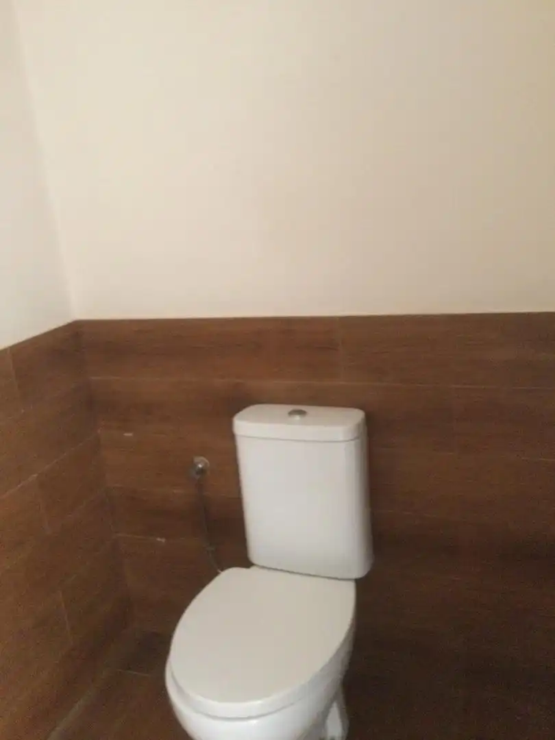 Baño de Local de alquiler en Écija con Aire acondicionado y Calefacción