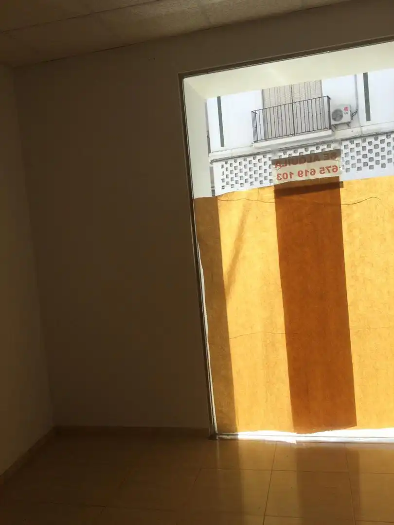 Habitación de Local de alquiler en Écija con Aire acondicionado y Calefacción