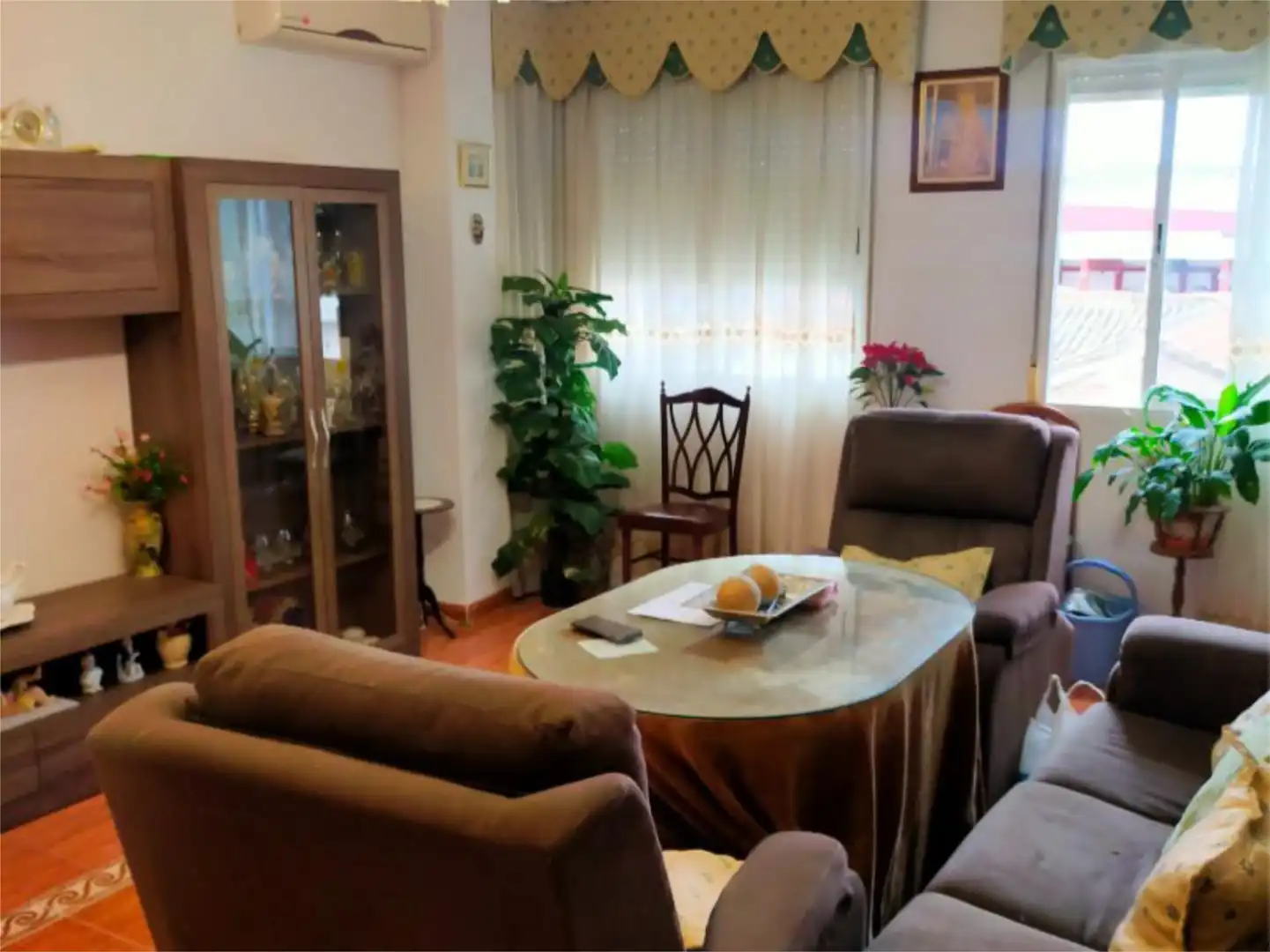 Sala de estar de Piso en venta en Alcaudete con Aire acondicionado, Amueblado y Balcón