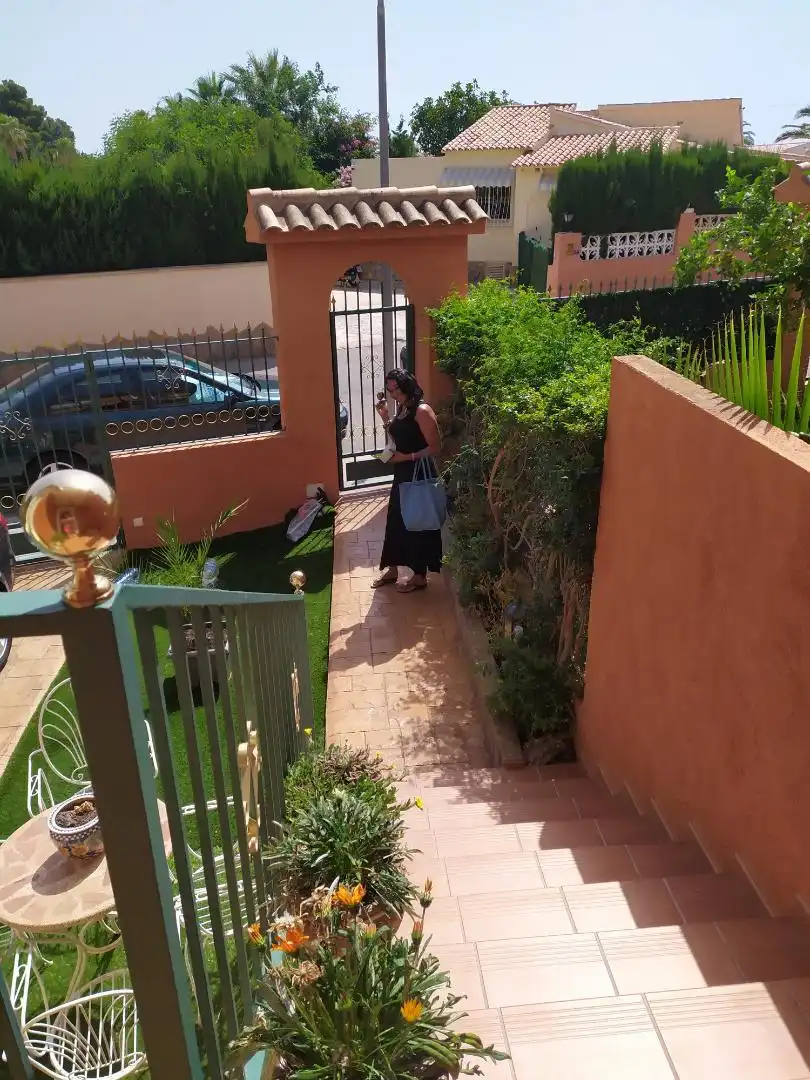 Jardín de Casa adosada en venta en L'Alfàs del Pi con Aire acondicionado, Terraza y Piscina