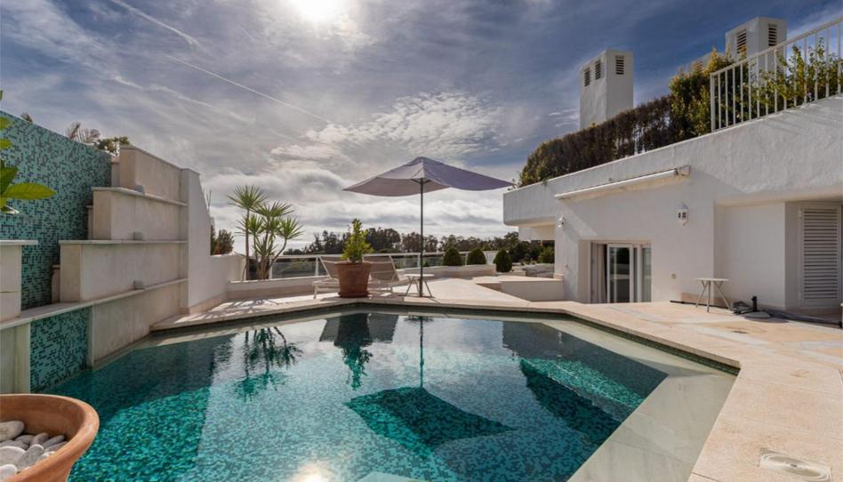 Flat to rent in Calle 3, 7, Guadalmina Baja, Málaga - image 1 Photo 1 of Flat to rent in Calle 3, 7, Guadalmina Baja, Málaga