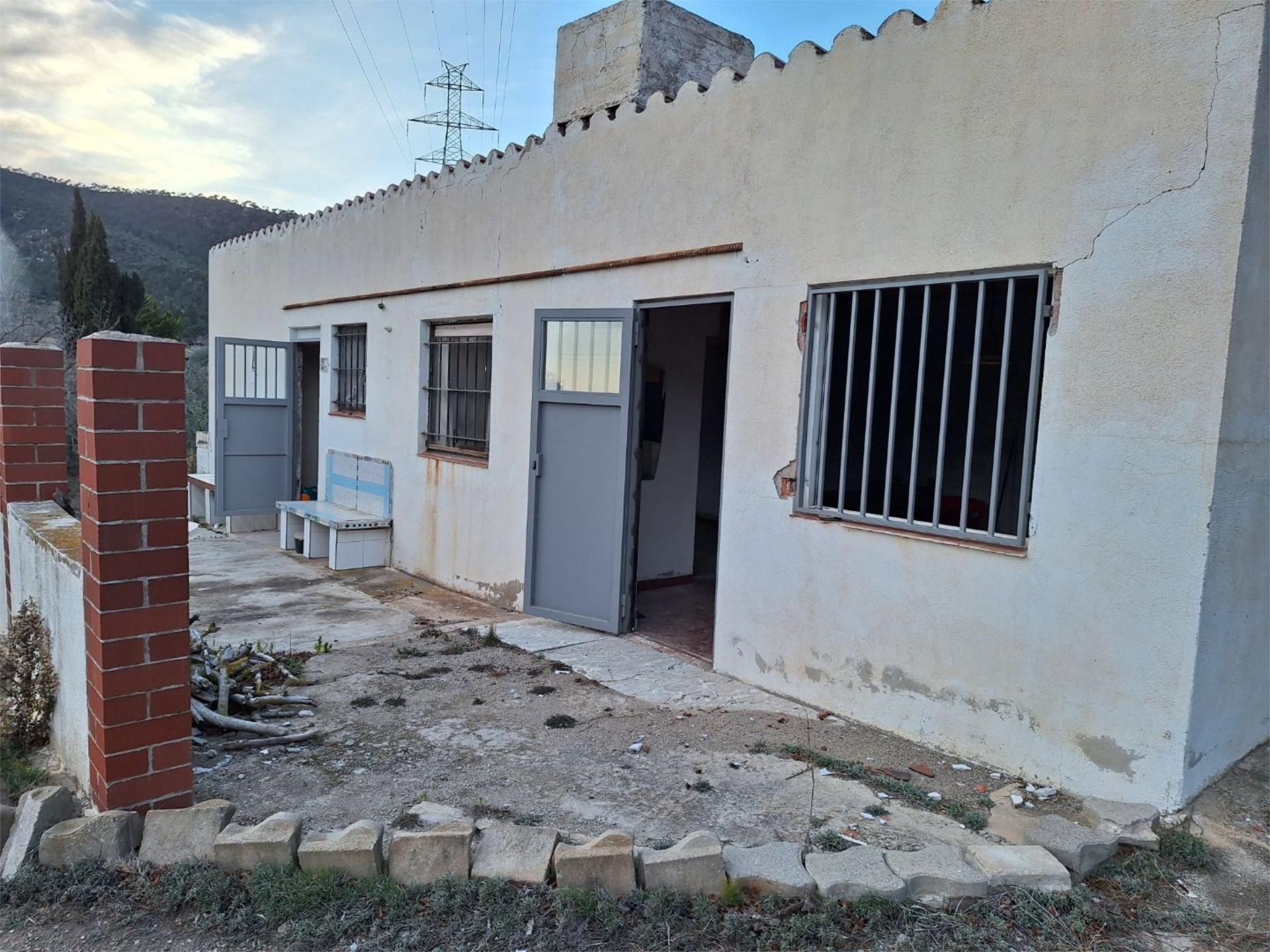Exterior view of Country house for sale in Cabra del Camp