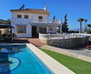 Exterior view of House or chalet for sale in Alhaurín de la Torre  with Terrace, Swimming Pool and Balcony