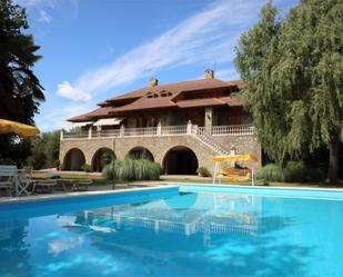 Swimming pool of House or chalet for sale in Lascuarre  with Air Conditioner, Terrace and Swimming Pool